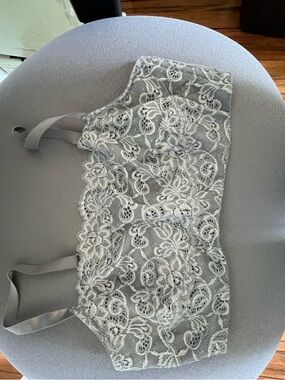 Olga Light Gray Lace Underwire Bra